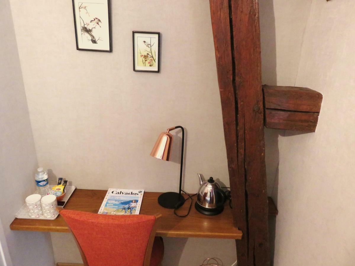 Le Manoir De Placy - Chambres D'Hotes Clecy Ngoại thất bức ảnh